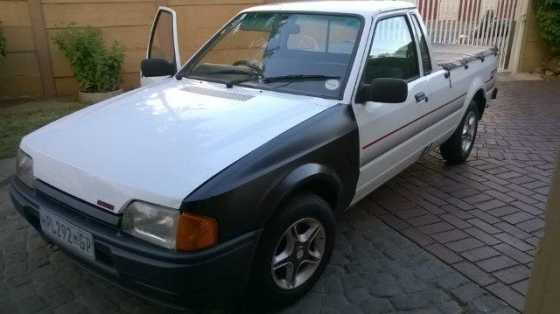 mazda bakkie 1992 rustler 1.4