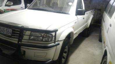 Mazda Drifter 2.6L 4x4 single cab for sale