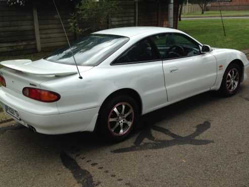Mazda MX-6 2.5i V6 (M) Very neat