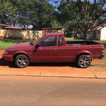 MAZDA RUSTLER 1997