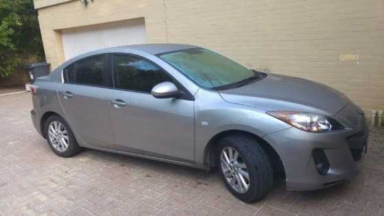 Mazda3 Sedan 1.6 Active