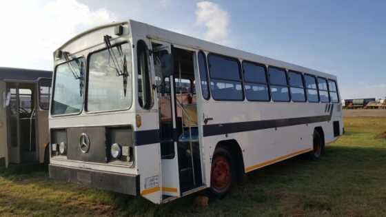 Mbenz 50 seater bus