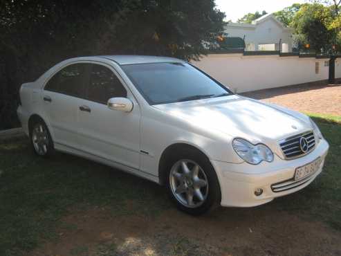 mbenz c180 kompressor classic (face lift)