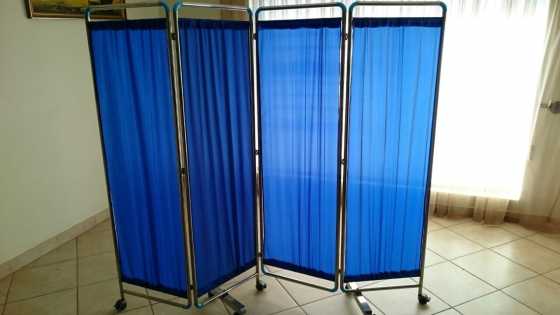 Medical Screens on Wheels