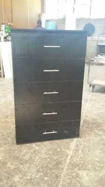 MELAMI 5-DRAW CHEST