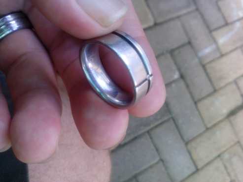 Mens wedding ring
