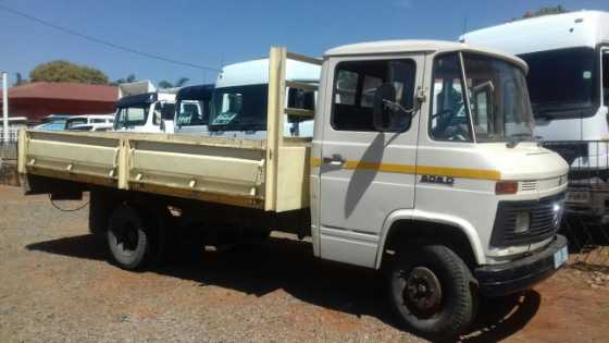 Merc 508 ADE 314 Diesel Dropside Flatbed