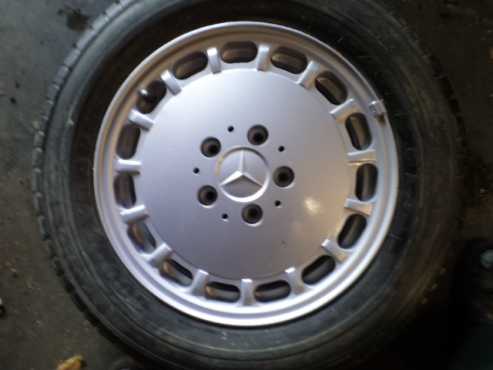 mercedes 124 series mag plus new tyre.