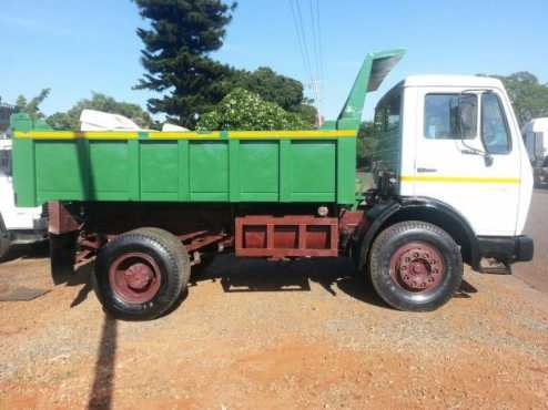 Mercedes 1413 ADE 352 6 Cubic Tipper