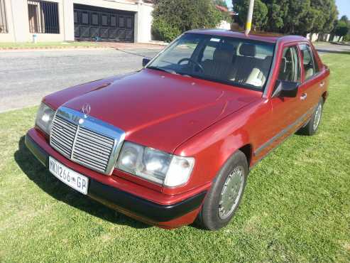 Mercedes Benz  1987 Model,  230 E ,  W124 Series, Automatic  Very Neat