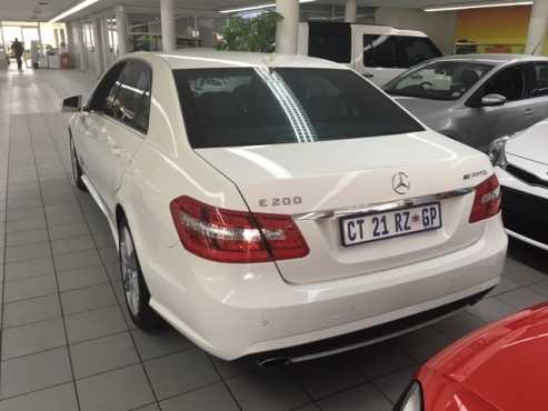 Mercedes Benz 2011 E 200 CGI AMG