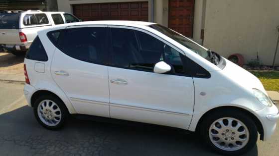 Mercedes-Benz A160