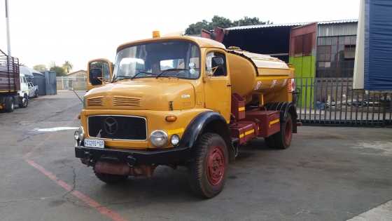 Mercedes Benz Bullnose 4 x4 Diesel Bowser