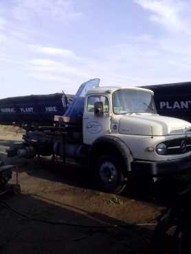 Mercedes Benz Bullnose and Flat deck Trailer