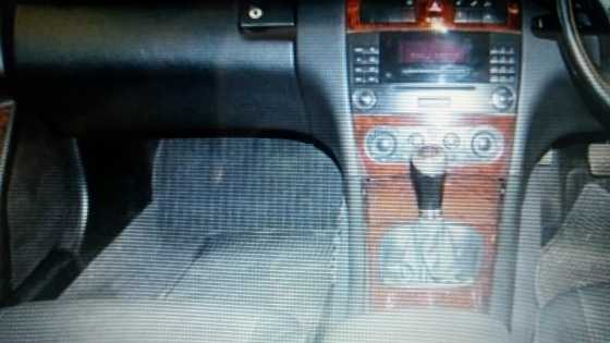 Mercedes Benz C180
