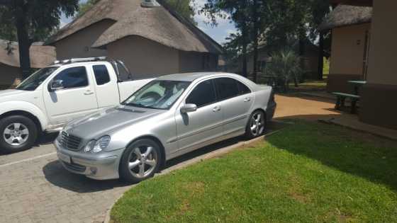 Mercedes benz c180 elegance sport spec