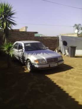 Mercedes benz C180 For sale