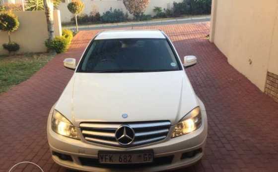 Mercedes Benz C180 Multitronic