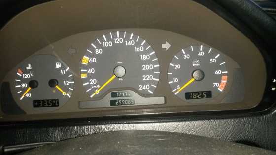 MERCEDES BENZ C200 AUTOMATIC FOR SALE