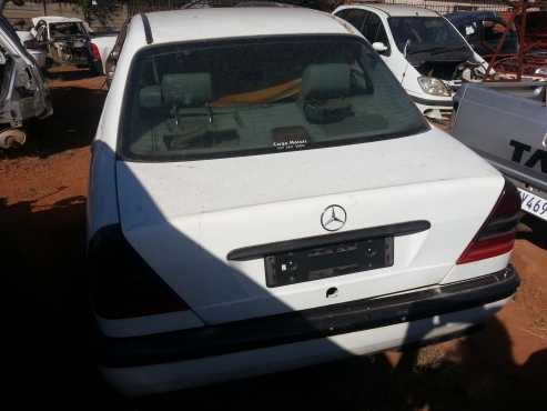 mercedes benz c200c220