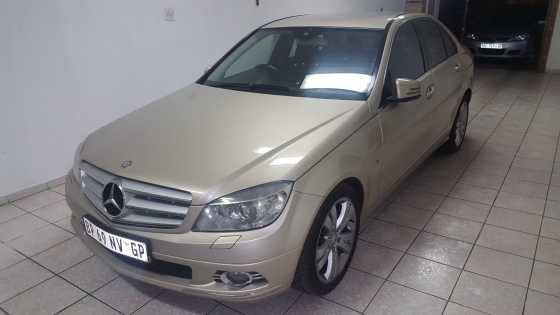 mercedes benz c200k avantgarde