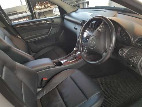 Mercedes Benz C220 06