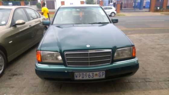 Mercedes Benz C220, 1995 in good condition for R 29999.00