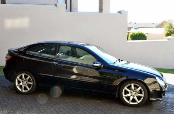 Mercedes-Benz C230 Coupe