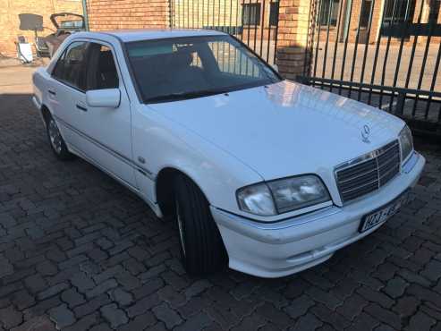 mercedes benz c240 1999 model