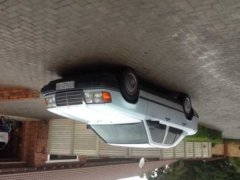 Mercedes Benz E200 124 Series R32000