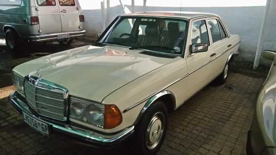 Mercedes Benz E200