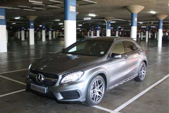 Mercedes Benz GLA