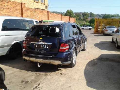 MERCEDES BENZ ML350 AUTO