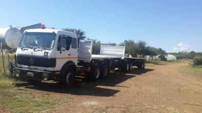 Mercedes Benz Powerliner 2635 Double Diff Horse