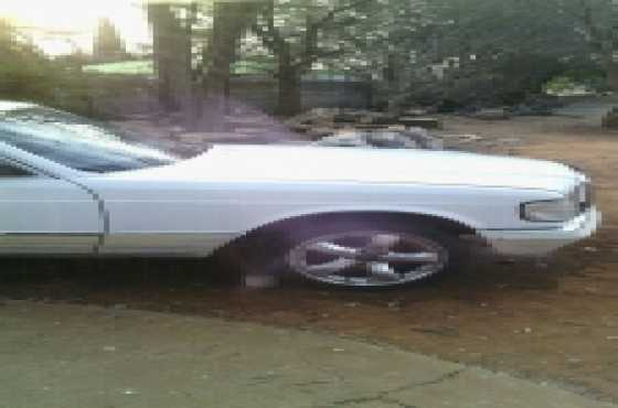 Mercedes benz se280 for sale R25000