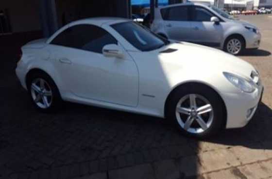 MERCEDES BENZ SLK 200 SPORT 2010 - 91000KM FOR SALE