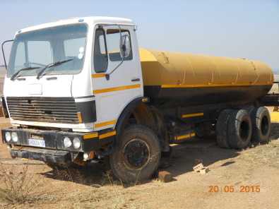 Mercedes benz watertanker 14000 liter