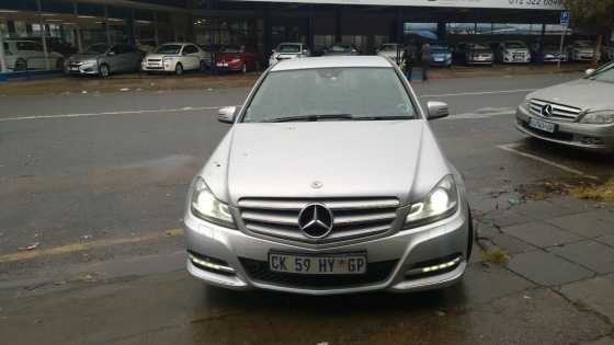 Mercedes C-CLASS SEDAN C 200 CDI BlueEFFICIENCY Avantgarde 7G-Tronic
