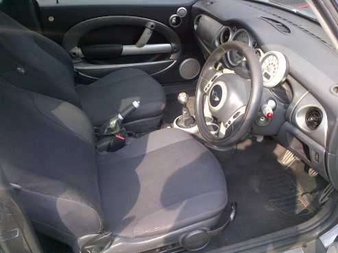 mercedes c230 kompressor 2003 200000km r44950-00  automatic  aircon  power steering  electric window