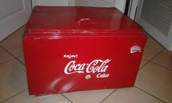 Metal antiques coca cola coolerbox.Very sort after R1800.