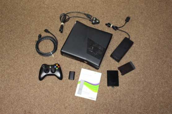 Microsoft Xbox 360 250GB slim console