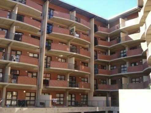 MILLPARK MEWS Open plan bachelor with shower R4200 pre-paid electricity