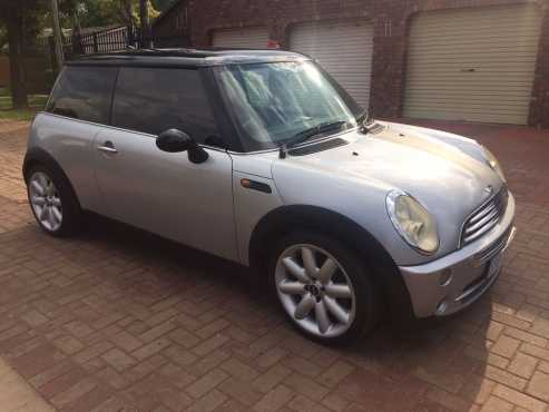 Mini Cooper 1.6