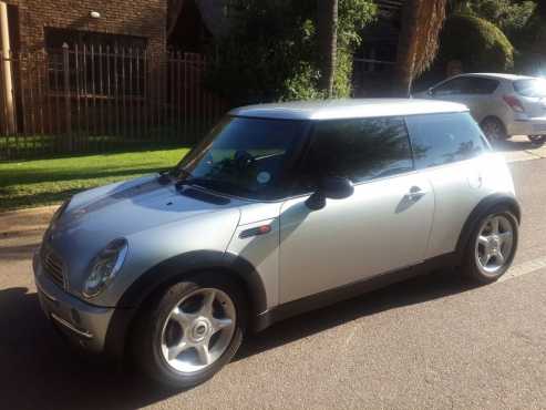 Mini Cooper 1.6