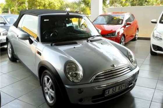 Mini Cooper 1.6 CONVERTABLE