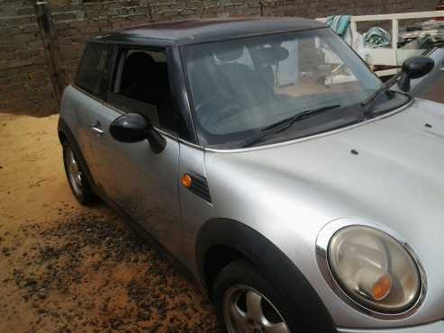 Mini cooper 2007 model R56
