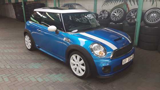 mini cooper s jcw