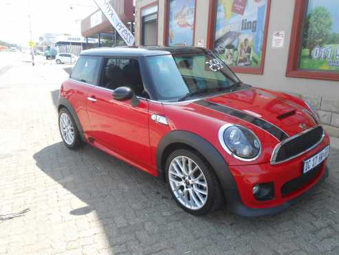 Mini Cooper S John Cooper Works