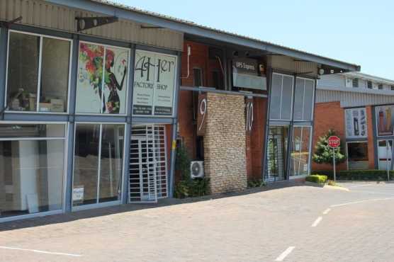 MINI FACTORY  WAREHOUSE TO LET IN HENNOPS PARK, CENTURION