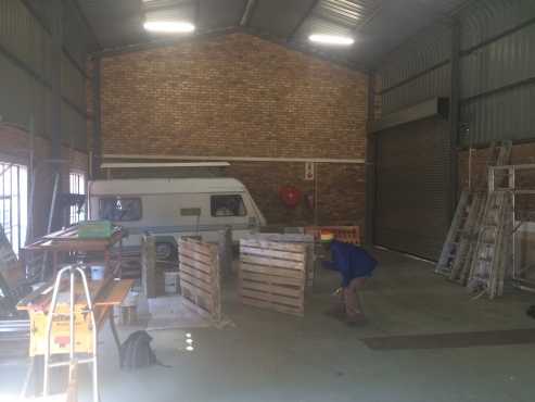 MINI FACTORY  WAREHOUSE TO LET IN HENNOPS PARK, CENTURION